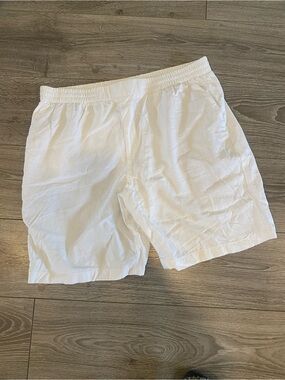 Zara Men’s Linen Shorts